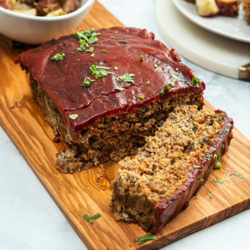 Do You Cover Meatloaf When Baking: The Debate on Baking Meatloaf - Covered or Uncovered?