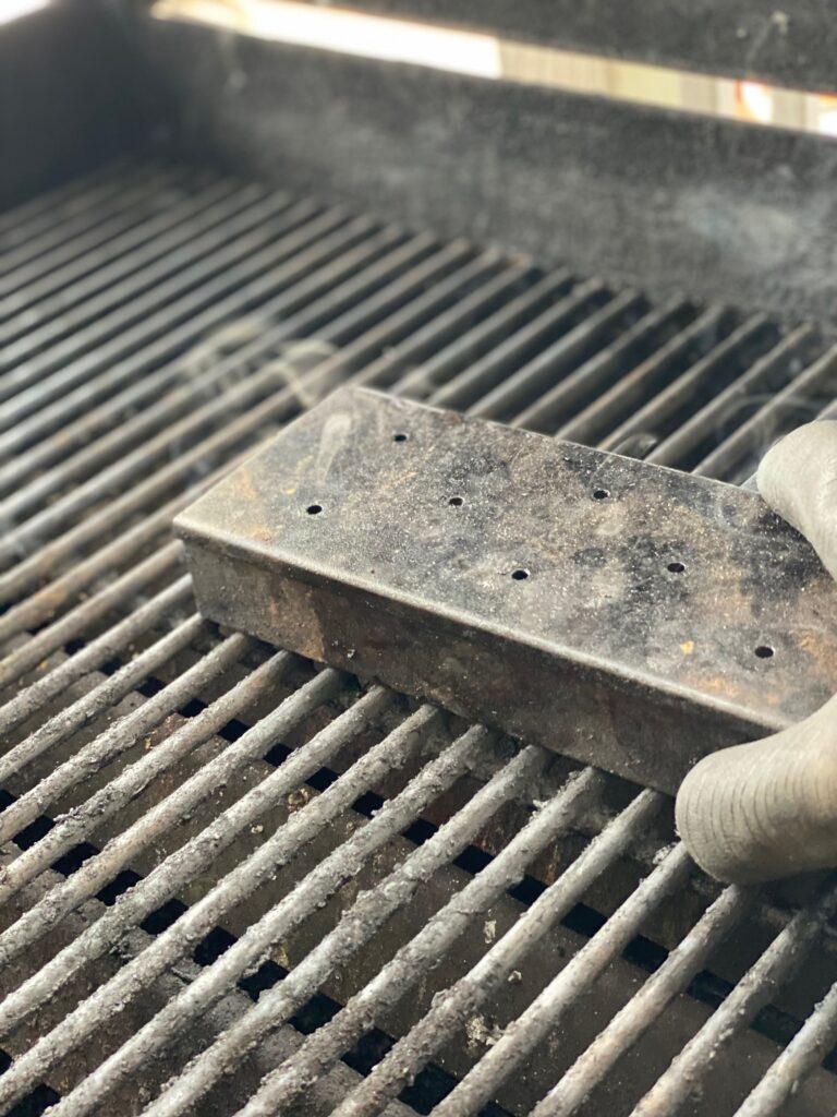 How to Use a Smoker Box: Enhancing Your Grill with Smoky Flavors