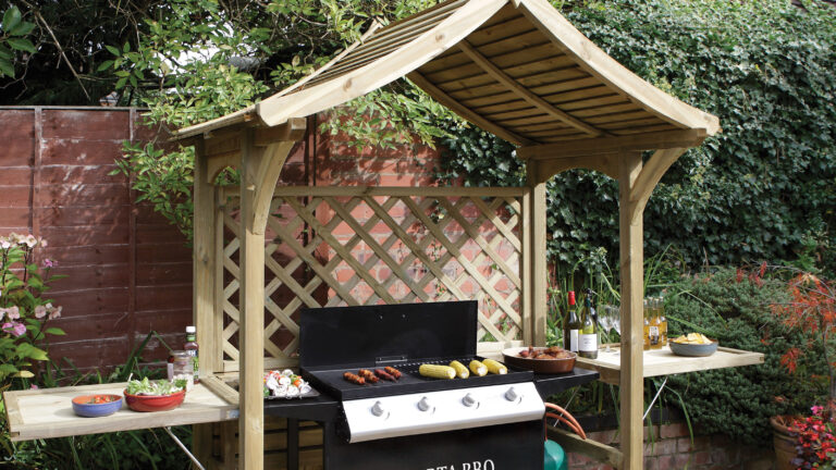 Can You Grill in the Rain: Embracing Wet Weather Barbecuing