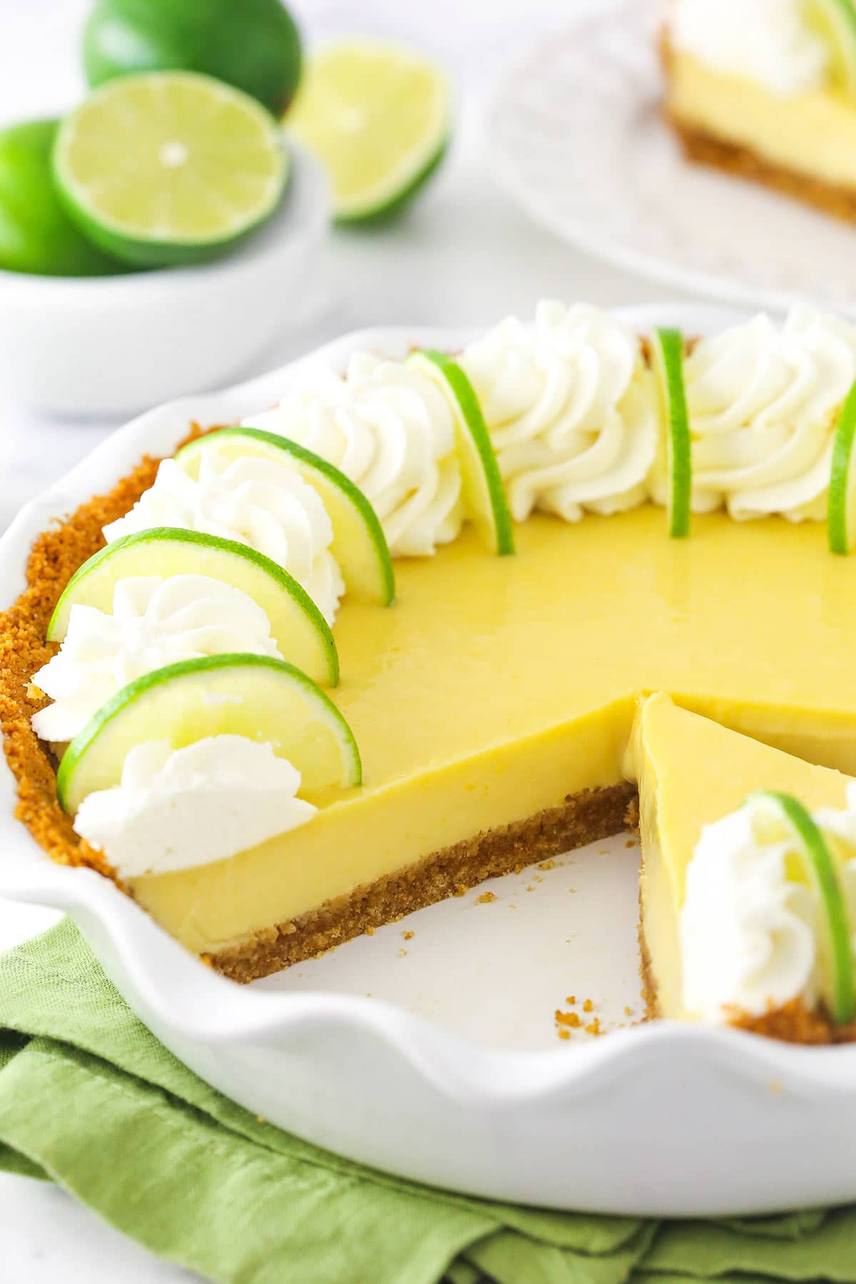 This Classic Key Lime Pie is a Must-Try for Every Lime Lover!