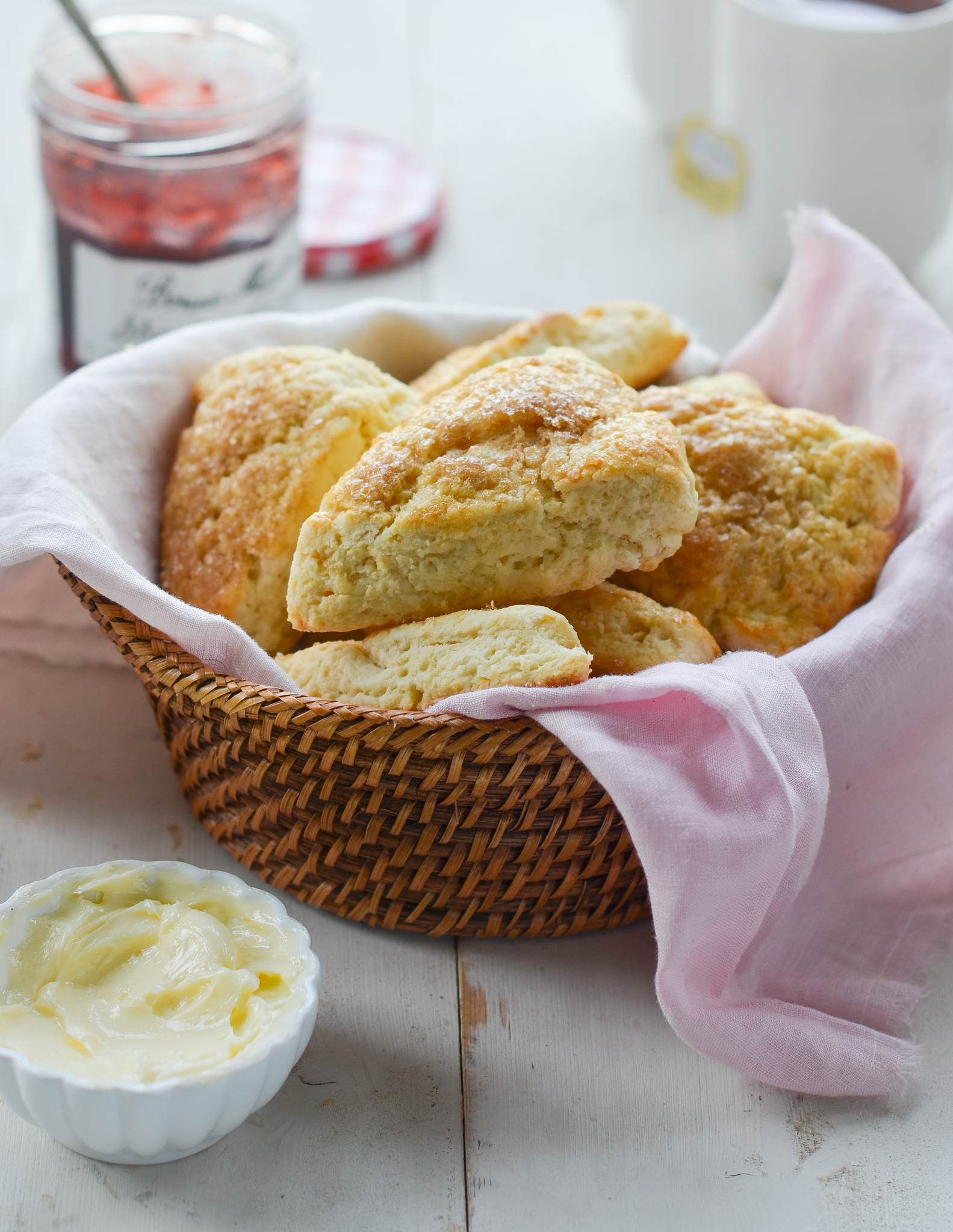 Easy Homemade Scones: A Delicious Breakfast or Tea-Time Treat
